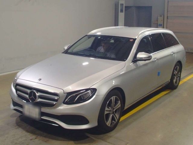 5034 Mercedes benz E class wagon 213277C 2020 г. (TAA Yokohama)